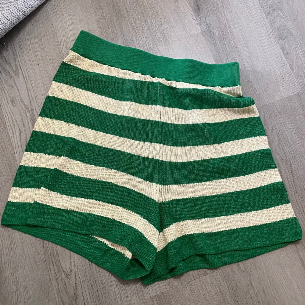 Free-est Knit Shorts Womens Medium Green Striped High Waisted Cotton Blend